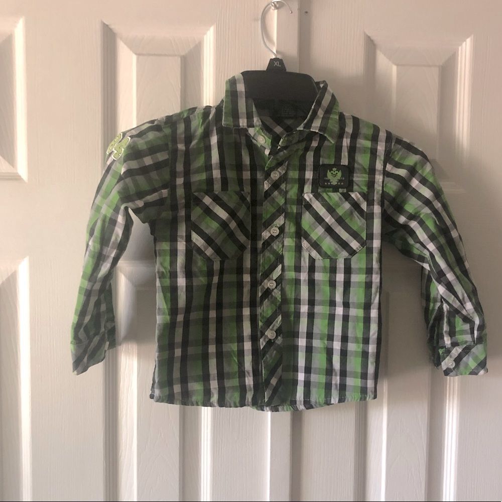 6/$20 American Hero lime green, black, & white plaid button up shirt 4